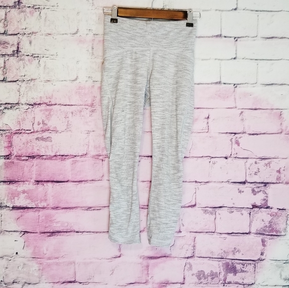 lululemon athletica Pants - LULULEMON ZEBRA STRIPE ATHLETIC CROP MESH LEGGINGS